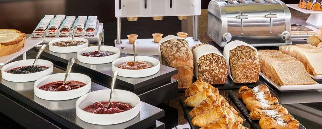 NH Timisoara Hotel Restoran foto