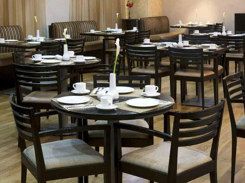 NH Timisoara Hotel Bagian luar foto